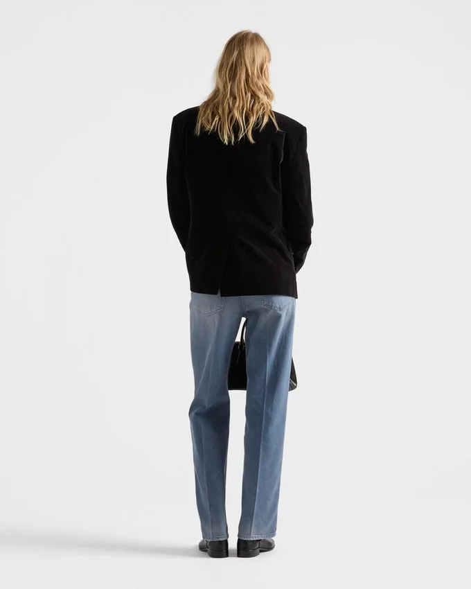 Vaqueros de denim lavado Vaqueros de denim lavado