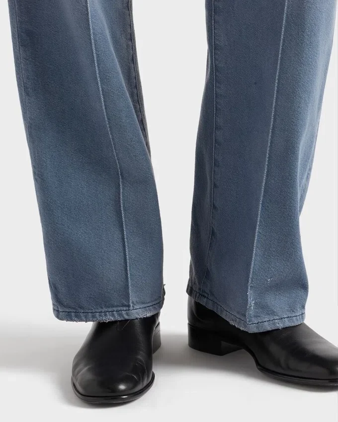 Vaqueros de denim lavado Vaqueros de denim lavado