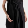 Vestido corto de lana con diseño en zigzag Vestido corto de lana con diseño en zigzag