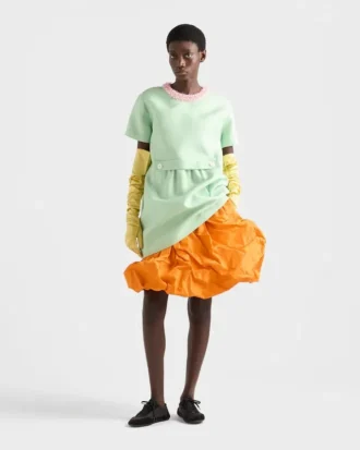 Vestido de gazar con hilos irregulares bordado