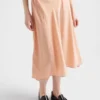 Vestido de seda Habutai con bordados de estilo vintage Vestido de seda Habutai con bordados de estilo vintage