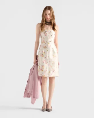 Vestido de seda y lana con estampado floral Vestido de seda y lana con estampado floral