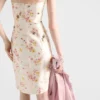 Vestido de seda y lana con estampado floral Vestido de seda y lana con estampado floral