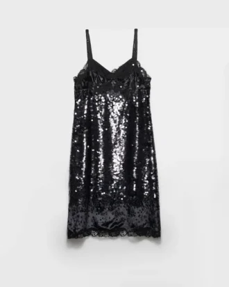 Vestido de terciopelo bordado con lentejuelas y encaje