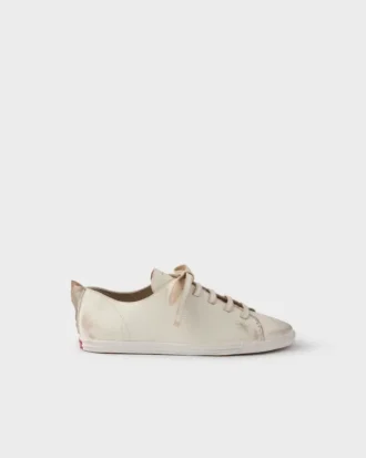Zapatillas de cuero envejecido