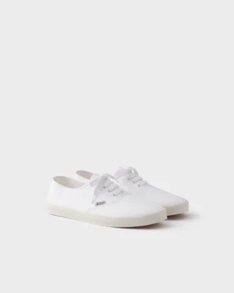 Zapatillas de tela perforada
