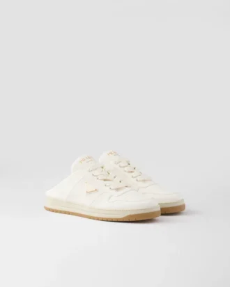 Zapatillas tipo mules de piel napa