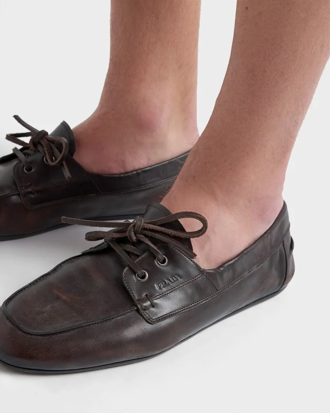 Zapatos con cordones de cuero envejecido Shuffle Zapatos con cordones de cuero envejecido Shuffle