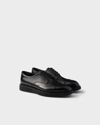 Zapatos con cordones de piel cepillada
