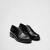 Zapatos con cordones de piel cepillada