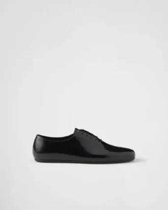 Zapatos con cordones de piel cepillada
