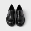 Zapatos con cordones de piel cepillada