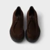 Zapatos de ante color chocolate con cordones