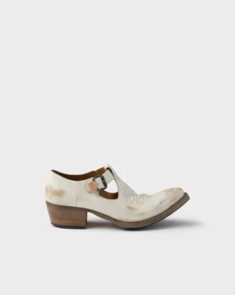 Zapatos de piel envejecida con hebilla
