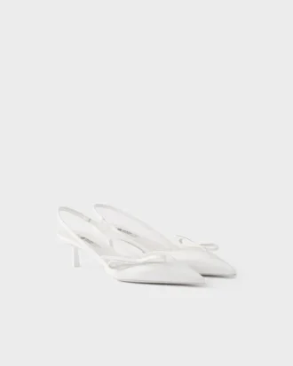 Zapatos de salón con talón abierto de charol