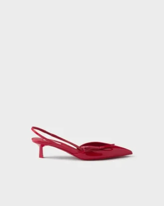 Zapatos de salón con talón abierto de charol