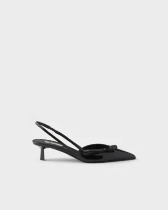 Zapatos de salón con talón abierto de charol