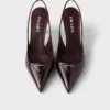 Zapatos de salón con talón abierto de charol Zapatos de salón con talón abierto de charol