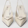 Zapatos de salón con talón abierto de charol Zapatos de salón con talón abierto de charol
