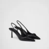 Zapatos de salón con talón abierto de charol Saffiano Zapatos de salón con talón abierto de charol Saffiano
