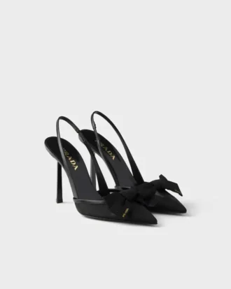 Zapatos de salón con talón abierto de malla