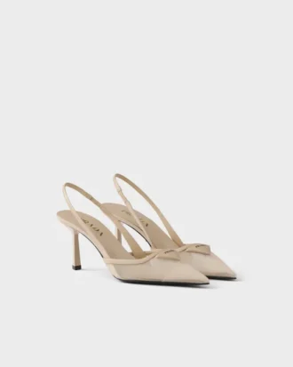 Zapatos de salón con talón abierto de malla
