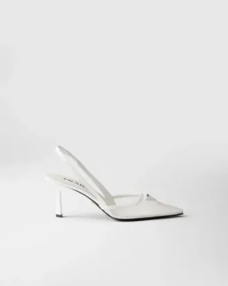 Zapatos de salón con talón abierto de malla