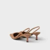 Zapatos de salón con talón abierto de piel Zapatos de salón con talón abierto de piel