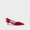 Zapatos de salón de piel con laterales abiertos Zapatos de salón de piel con laterales abiertos