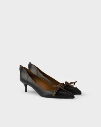 Zapatos de salón de piel envejecida