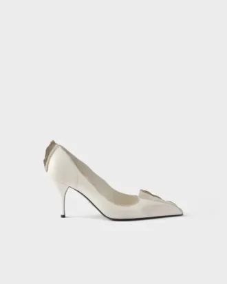 Zapatos de salón de piel envejecida