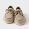 Zapatos náuticos de ante con cordones Zapatos náuticos de ante con cordones
