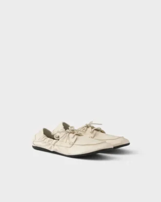 Zapatos náuticos Shuffle de piel envejecida Zapatos náuticos Shuffle de piel envejecida