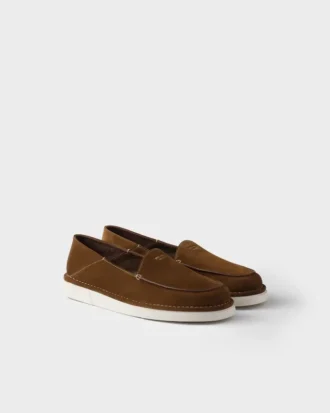 Zapatos sin cordones de ante Zapatos sin cordones de ante